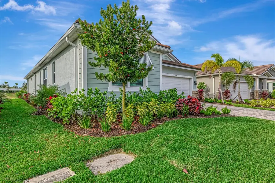 11647 Myakka Blue Drive, Venice, FL 34293 - Image #2