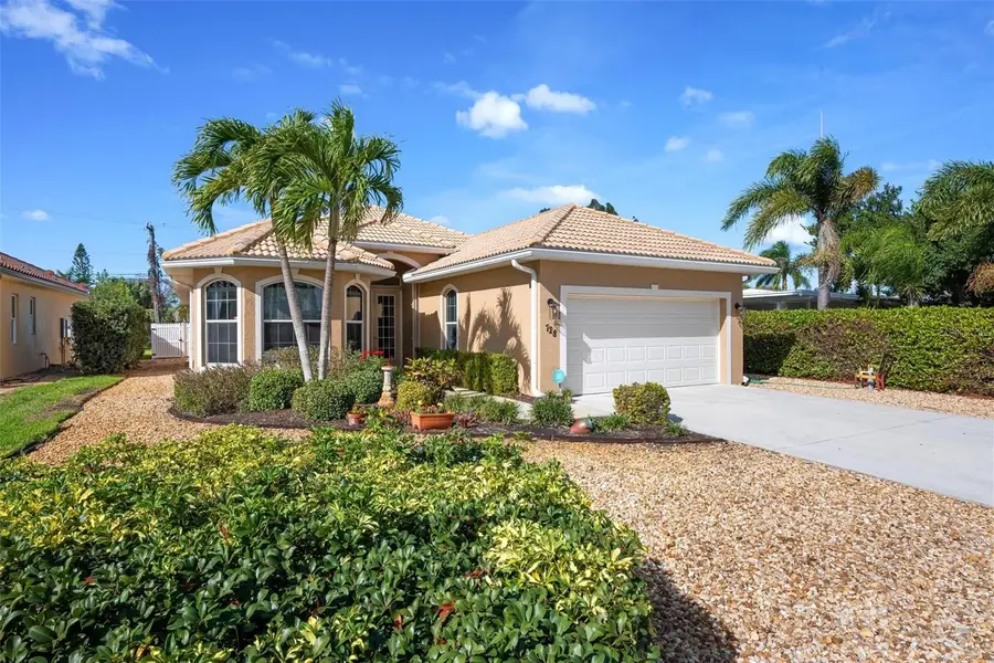 728 Serata Street, Venice, FL 34285 - Image #2