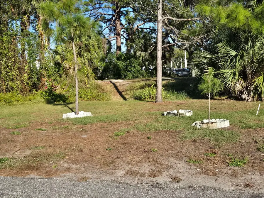 424 Hatchett Creek Road, Venice, FL 34285 - Image #3