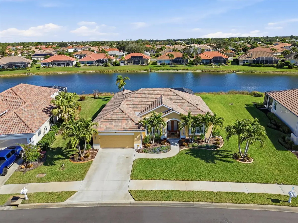 677 Lakescene Drive, Venice, FL 34293 - Image #1