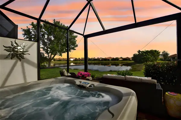 19396 Nearpoint Drive, VENICE, FL 34292