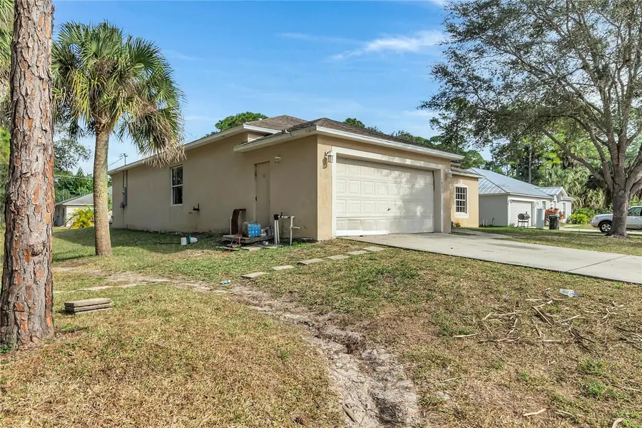 1821 Firethorn Road Nw, Palm Bay, FL 32907 - Image #2