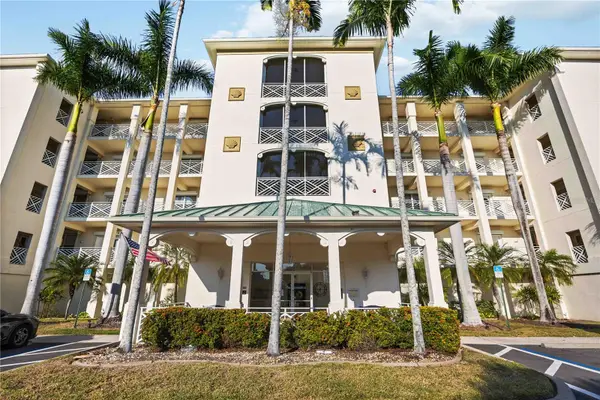 200 Harbor Walk Drive #322, PUNTA GORDA, FL 33950