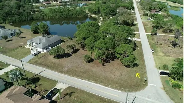 2 Pine Valley Court, ROTONDA WEST, FL 33947