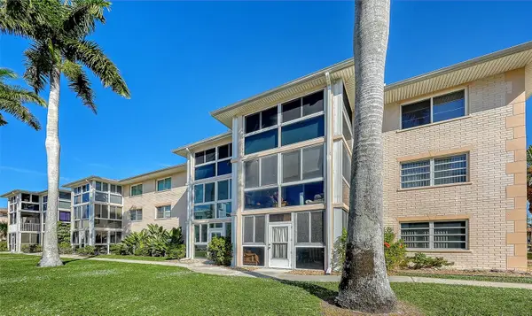 200 The Esplanade N #B2, VENICE, FL 34285