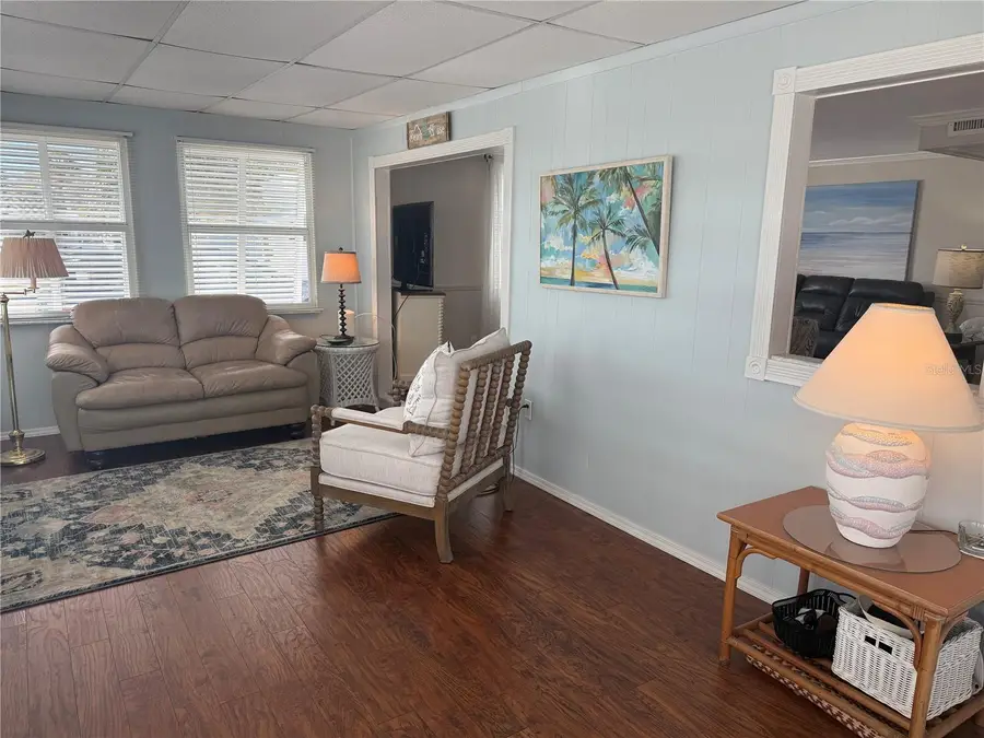 641 Delphinium Drive, Venice, FL 34293 - Image #2