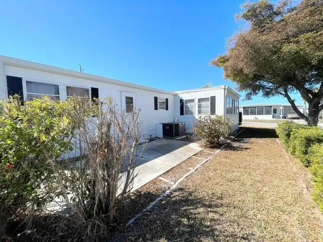 821 Turf, Venice, FL 34285 - #2