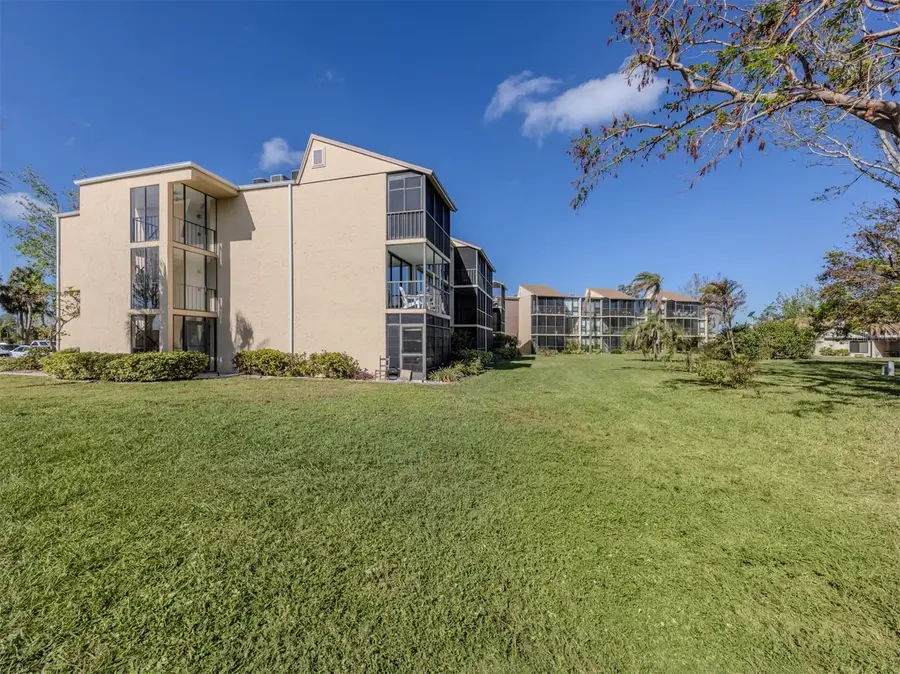 618 Bird Bay Drive S #216, Venice, FL 34285 - #3