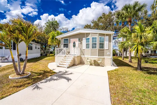 50 Crown Point Drive, NOKOMIS, FL 34275