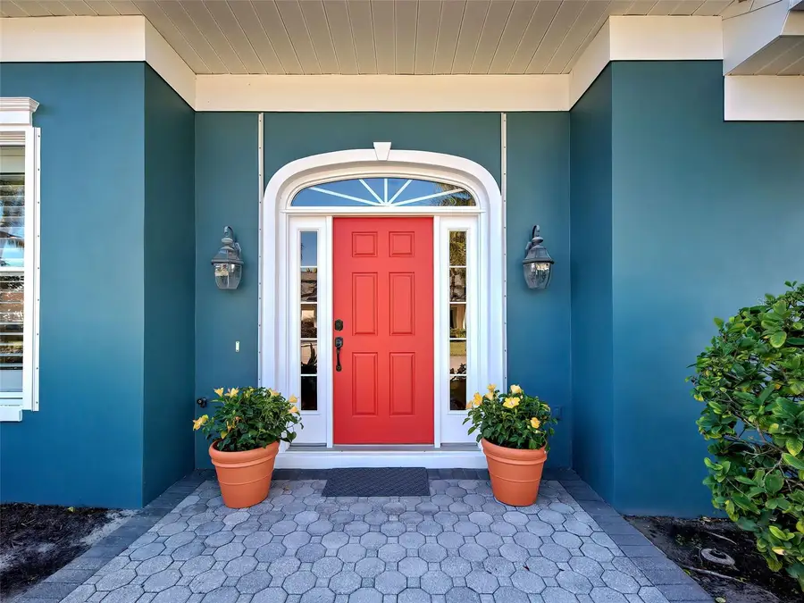 16 Gulf Manor Drive, Venice, FL 34285 - #3