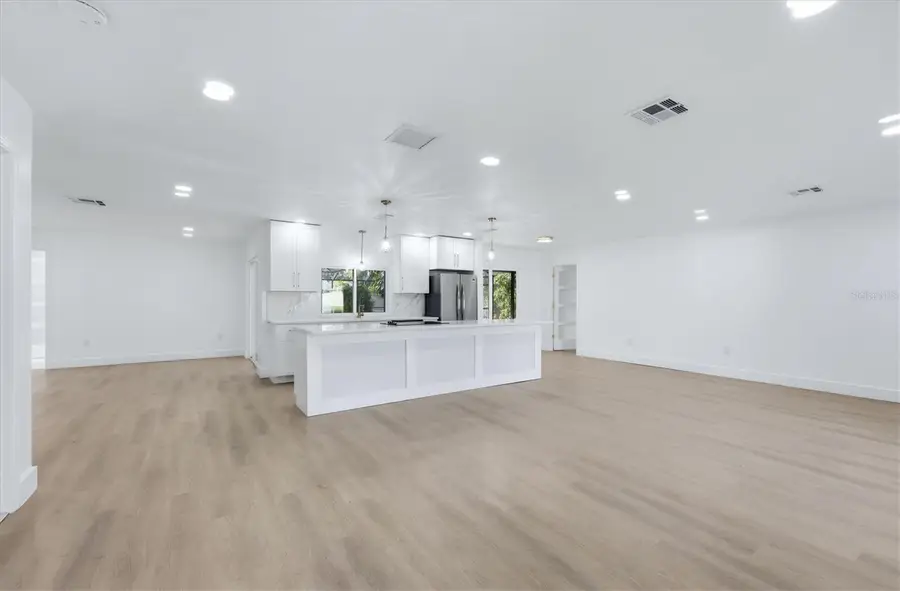 2324 Riverwood Pines Drive, Sarasota, FL 34231 - #3