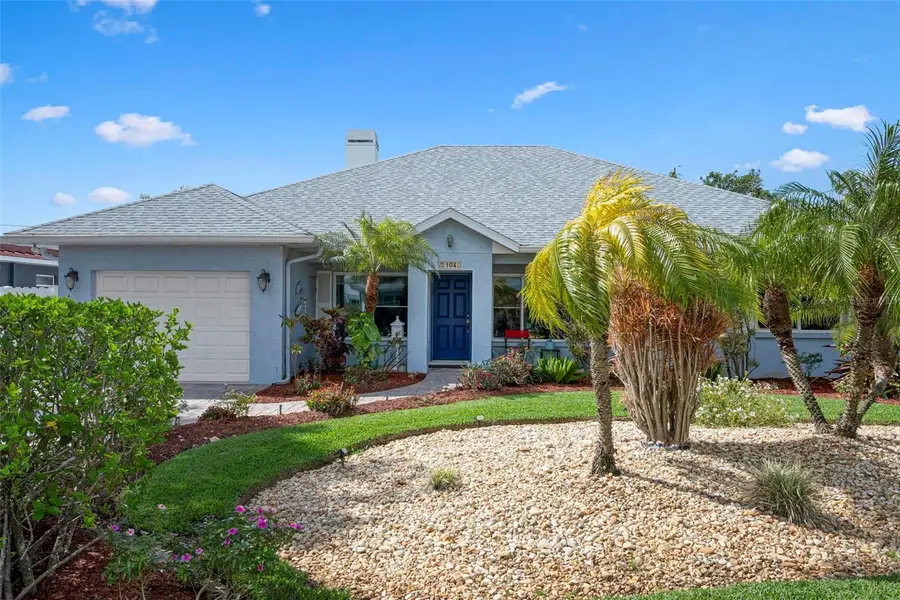 104 Alba Street W, Venice, FL 34285 - #2
