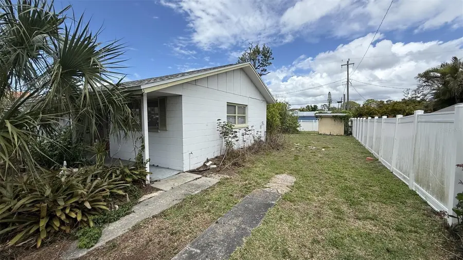 309 Base Avenue E, Venice, FL 34285 - #3