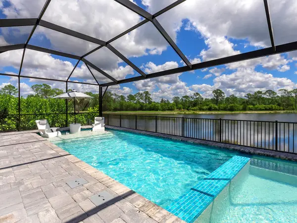 192 Daylily Boulevard, NOKOMIS, FL 34275