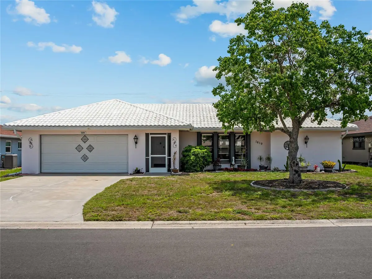 1619 E Cypress Point Drive, Venice, FL 34293 - #1