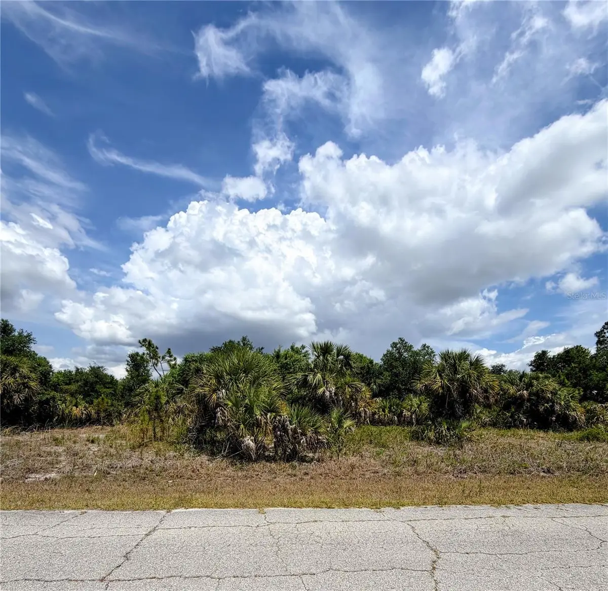 London Circle, North Port, FL 34288 - #1