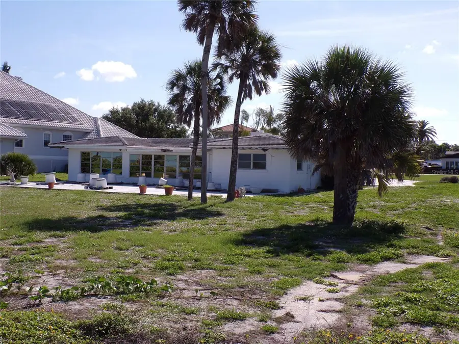 1124 Sunset Drive, Venice, FL 34285 - #3