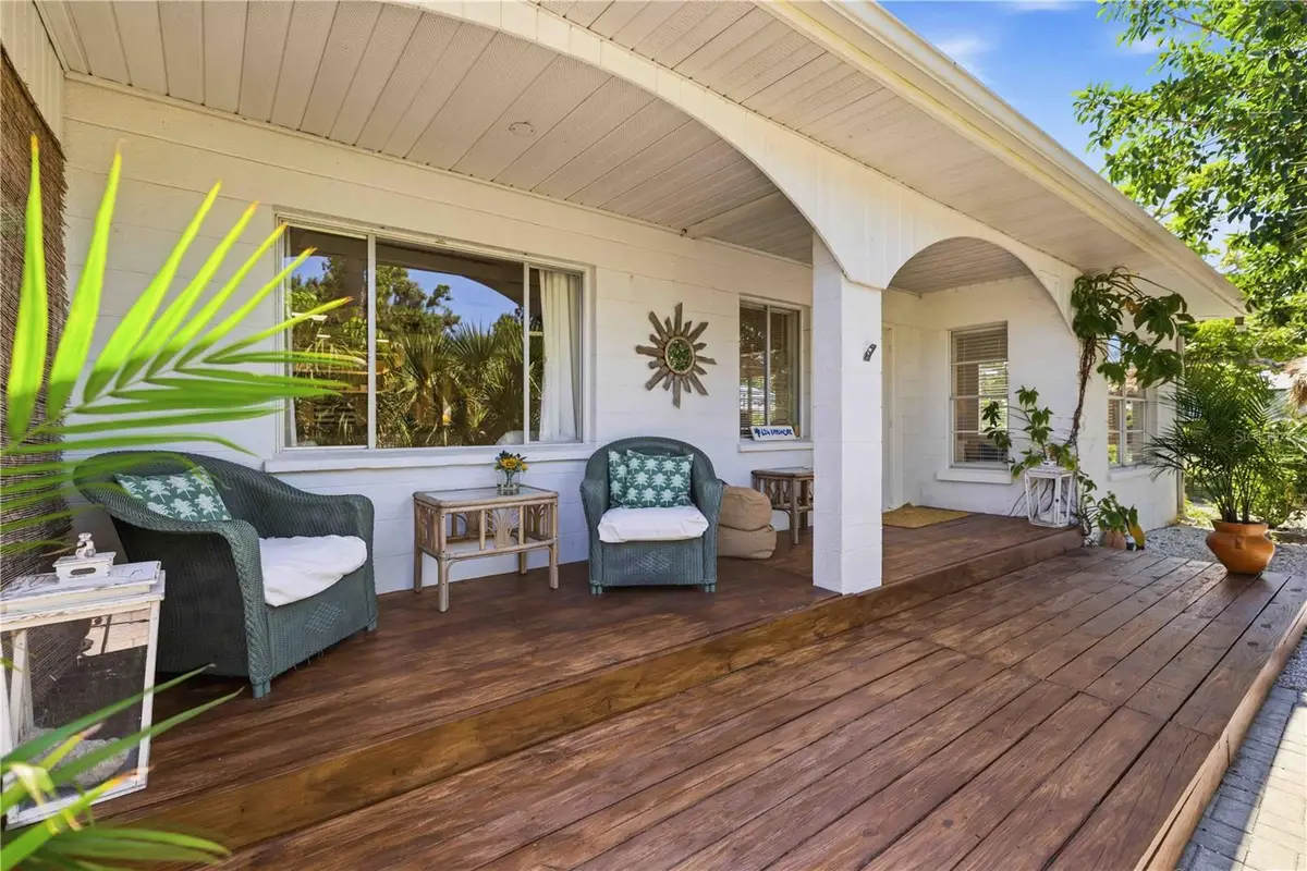 624 Bayshore Road, Nokomis, FL 34275 - #1