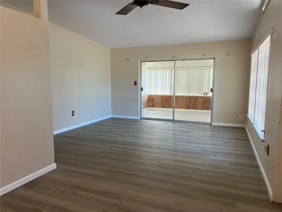 321 Alba Street E, Venice, FL 34285 - #3