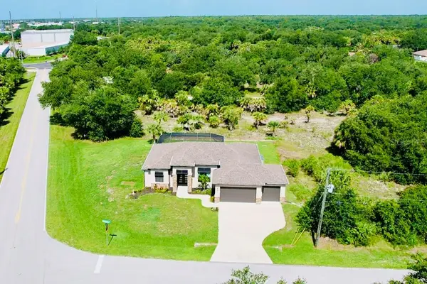 481 Wenlock Street, PORT CHARLOTTE, FL 33954
