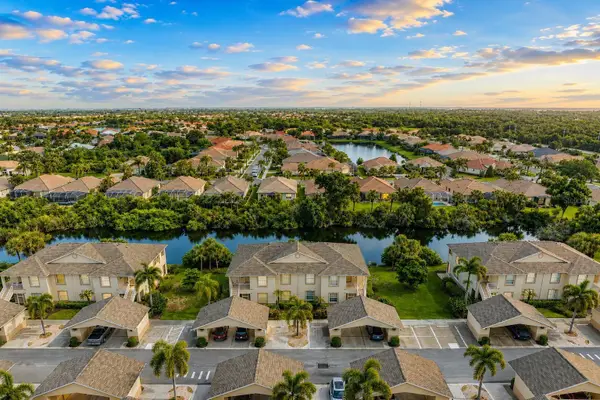 1404 Auburn Lakes Circle #4, VENICE, FL 34292