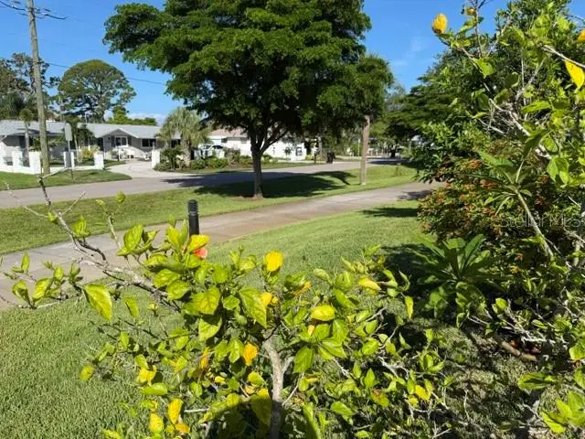 813 S Green Circle, Venice, FL 34285 - #3