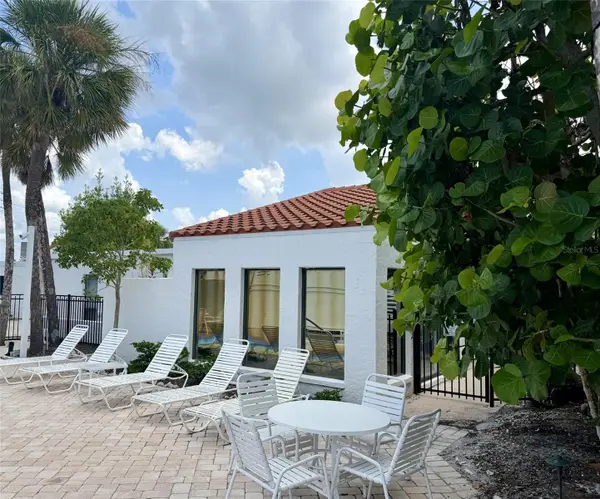1585 Tarpon Center Dr #21, VENICE, FL 34285