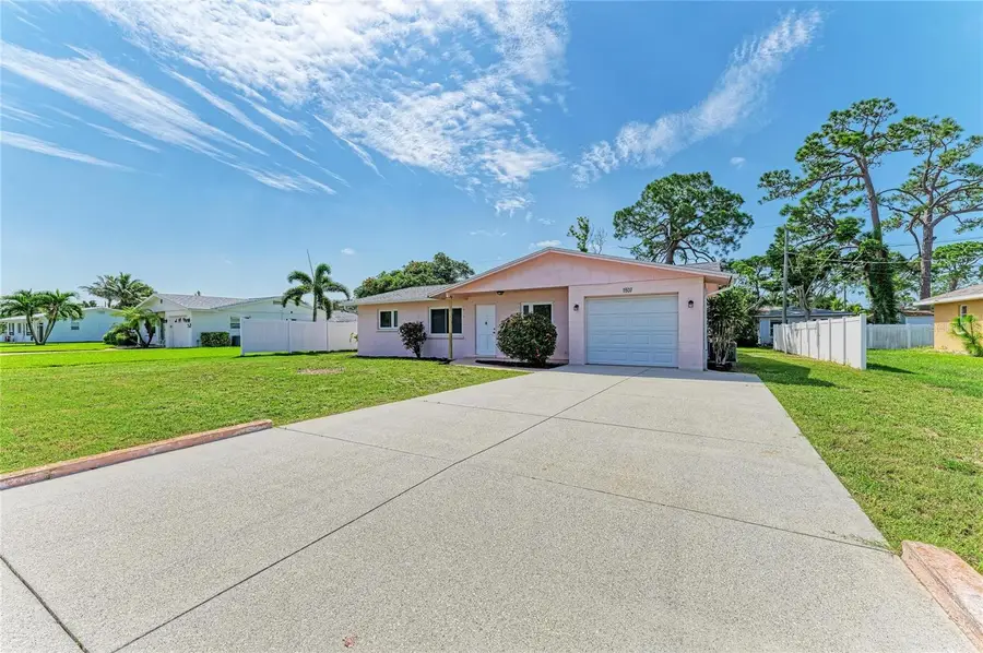 1507 S Venice Boulevard, Venice, FL 34293 - #3
