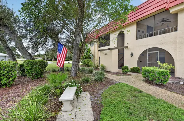 203 Rubens Drive #F, NOKOMIS, FL 34275
