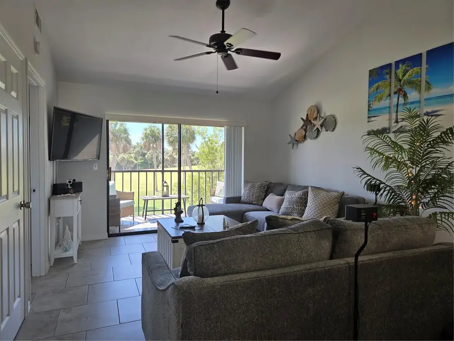 927 Capri Isles Boulevard #10, Venice, FL 34292 - #3