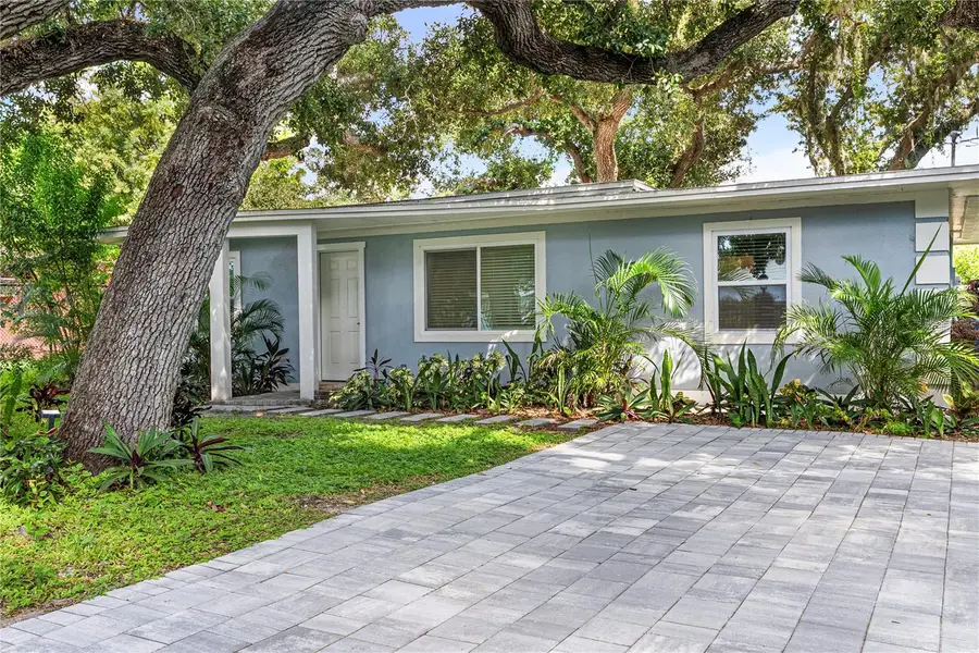 1112 Sunset Avenue, Nokomis, FL 34275 - #3
