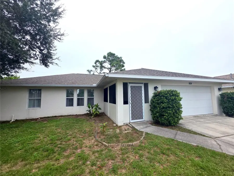 924 Euclid, Venice, FL 34293 - #2