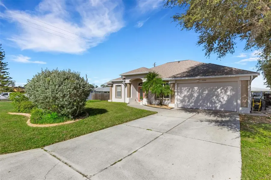 1232 Porpoise Road, Venice, FL 34293 - #2