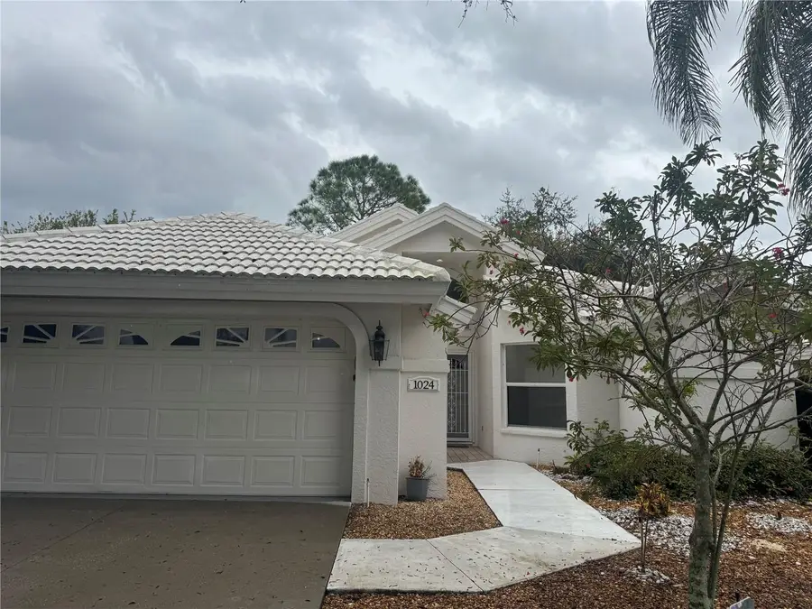 1024 Harbor Town Drive, Venice, FL 34292 - #2