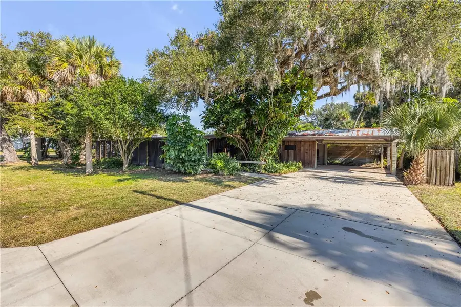601 S Pine Street, New Smyrna Beach, FL 32169 - Image #2