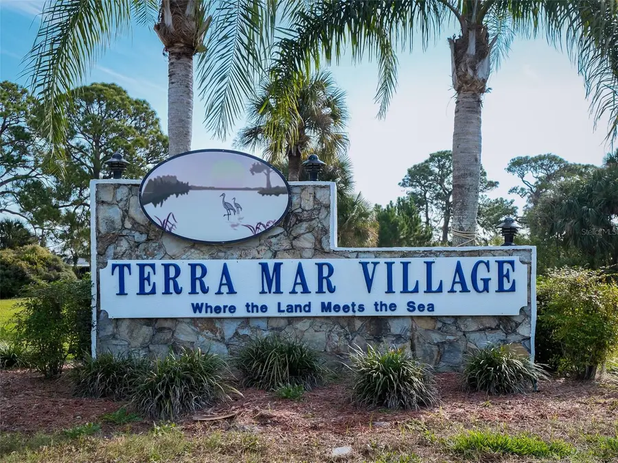 4422 Indian River Drive W, Edgewater, FL 32141 - Image #3