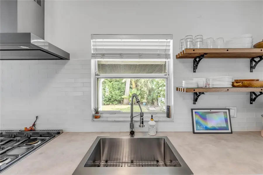 645 Goodwin Avenue, New Smyrna Beach, FL 32169 - Image #3