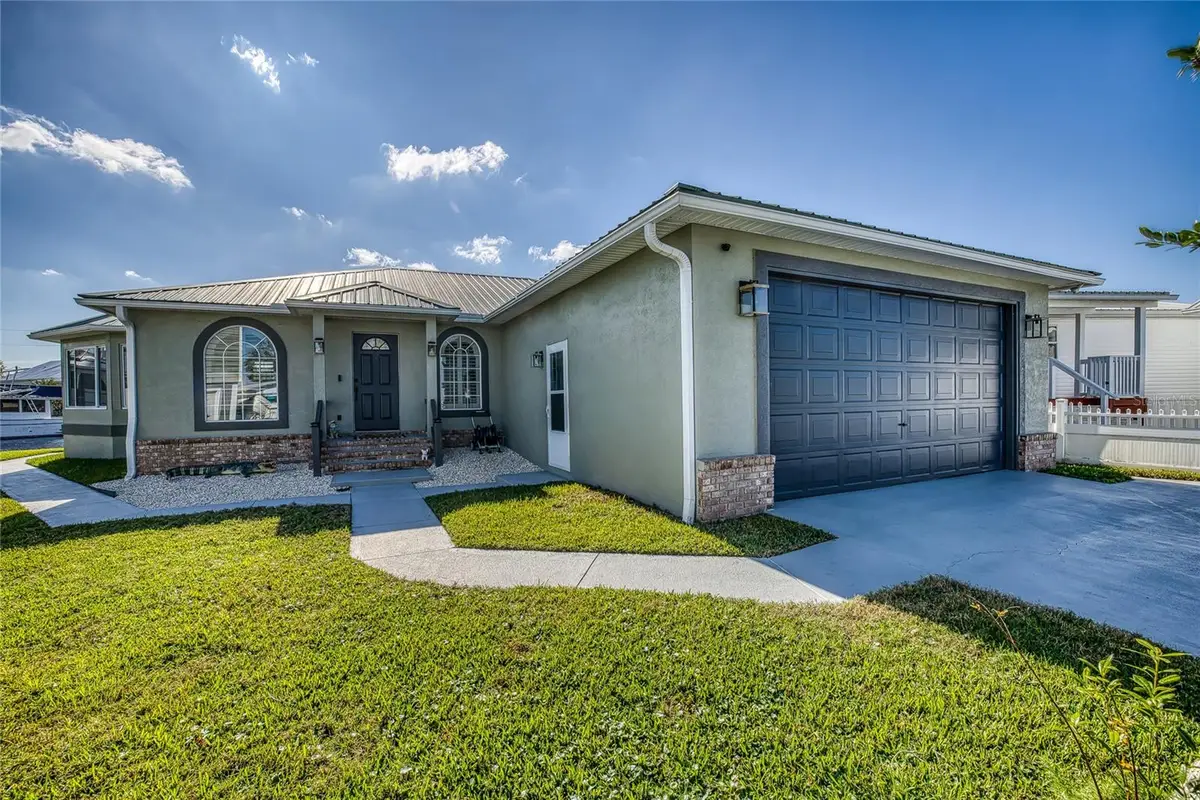 190 Sportsman Drive, Welaka, FL 32193 - #1