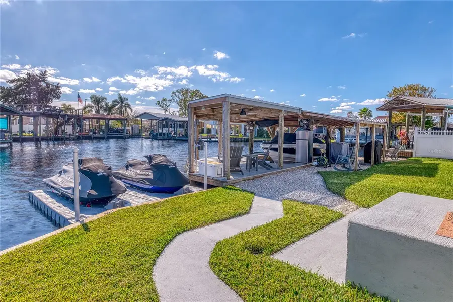 190 Sportsman Drive, Welaka, FL 32193 - #2