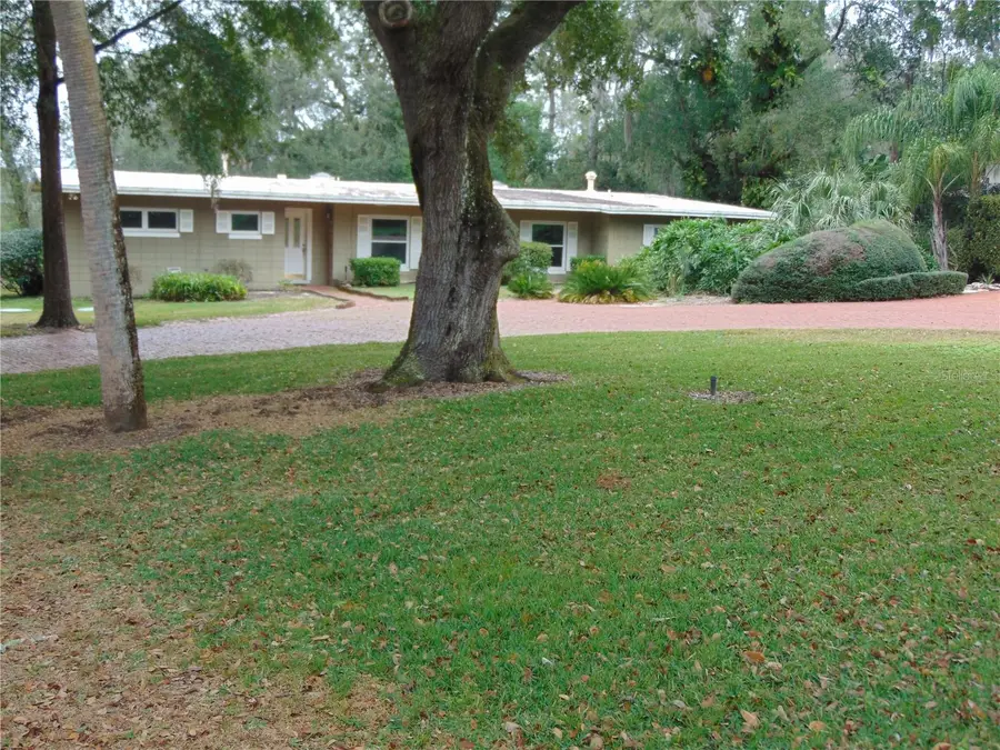 2435 Broadvue Avenue, Eustis, FL 32726 - Image #3