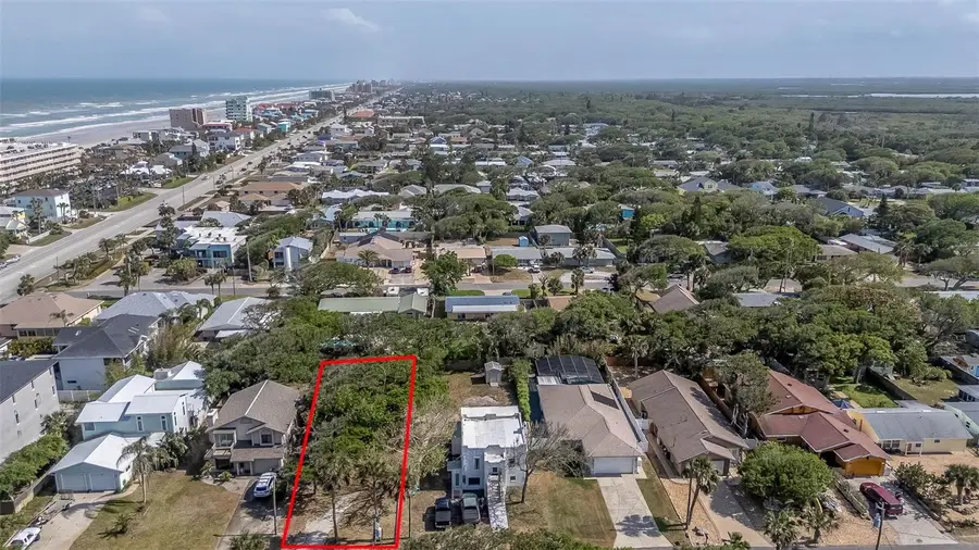 E 12th Avenue, New Smyrna Beach, FL 32169 - #2