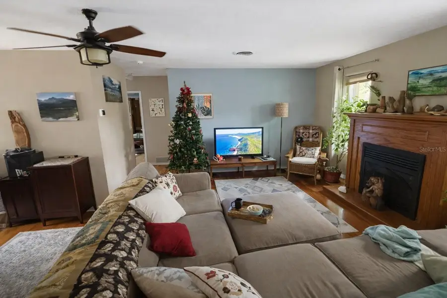 321 Roslyn Avenue, New Smyrna Beach, FL 32168 - #2