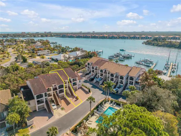 135 Marina Bay Drive, NEW SMYRNA BEACH, FL 32169