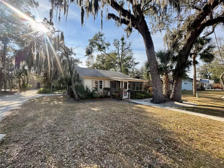 312 Hillman Street, New Smyrna Beach, FL 32168 - #2