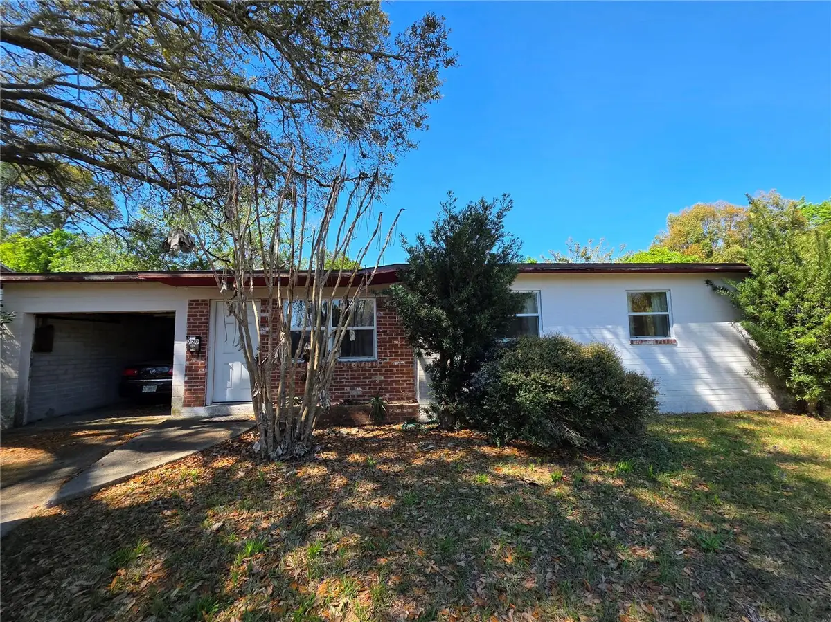 720 Berkshire Road, Daytona Beach, FL 32114 - #1