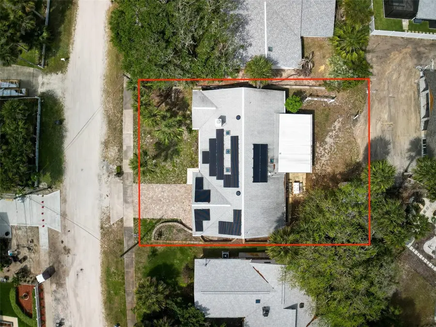 808 E 1st Avenue, New Smyrna Beach, FL 32169 - #2