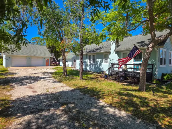 121 E Palm Way, EDGEWATER, FL 32132
