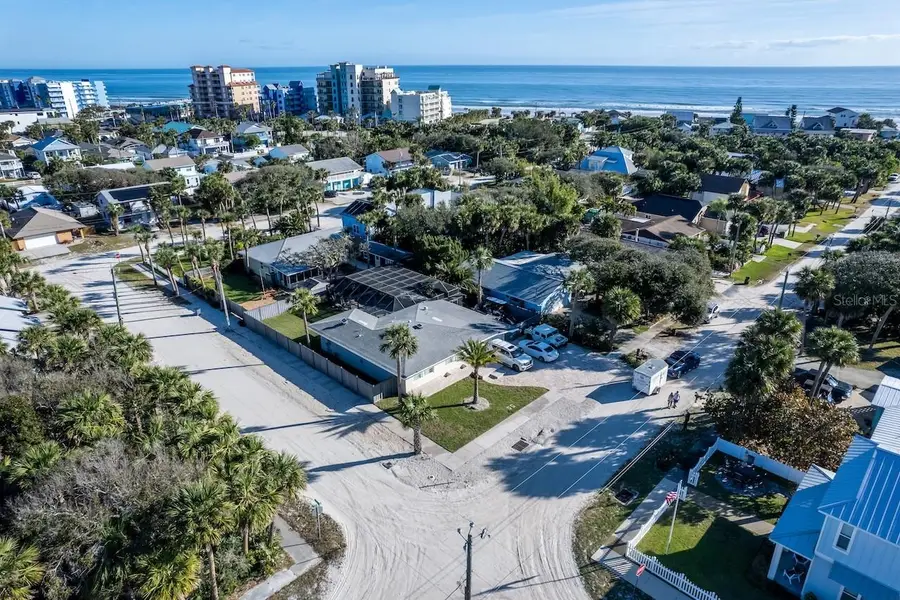 900 E 1st Avenue, New Smyrna Beach, FL 32169 - #2