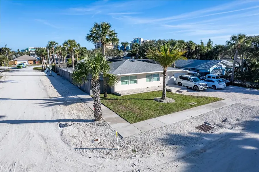900 E 1st Avenue, New Smyrna Beach, FL 32169 - #3