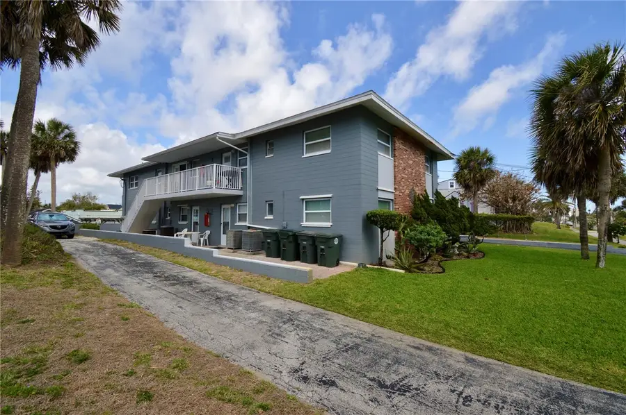 835 N Grandview Avenue, Daytona Beach, FL 32118 - #3